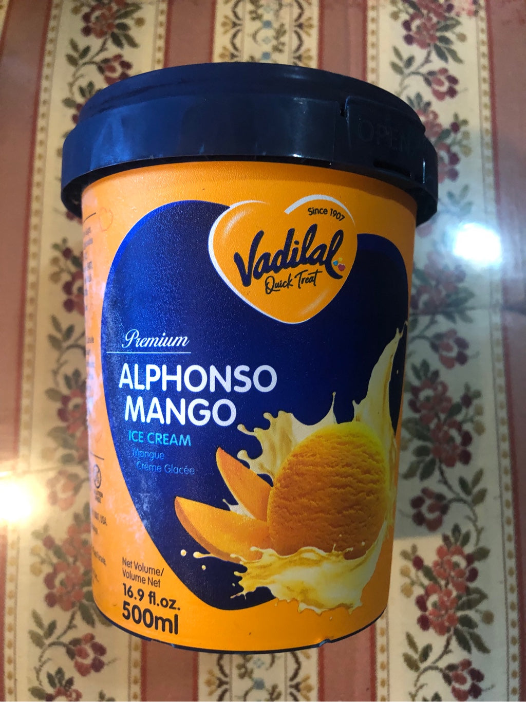 Vadilal Alphonso Mango - 500ml